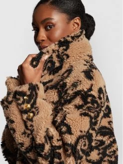 Versace Jeans Couture Γυναίκες Γούνες & Πανωφόρια από προβιά Δέρμα προβάτου Teddy 73HAT403 Καφέ Regular Fit -Versace Jeans Couture Εκπτώσεις unnamed file 114