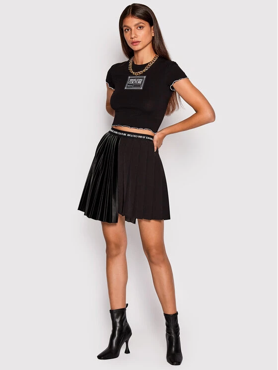 Versace Jeans Couture Γυναίκες Mini Πλισέ φούστα 73HAE8A1 Μαύρο Regular Fit 4 Versace Jeans Couture Γυναίκες Mini Πλισέ φούστα 73HAE8A1 Μαύρο Regular Fit - Image 2