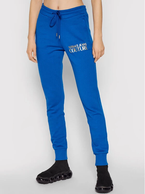 Versace Jeans Couture Γυναίκες Παντελόνια Φόρμας Παντελόνι φόρμας Logo Foil 71HAAT04 Μπλε Regular Fit 3 Versace Jeans Couture Γυναίκες Παντελόνια Φόρμας Παντελόνι φόρμας Logo Foil 71HAAT04 Μπλε Regular Fit