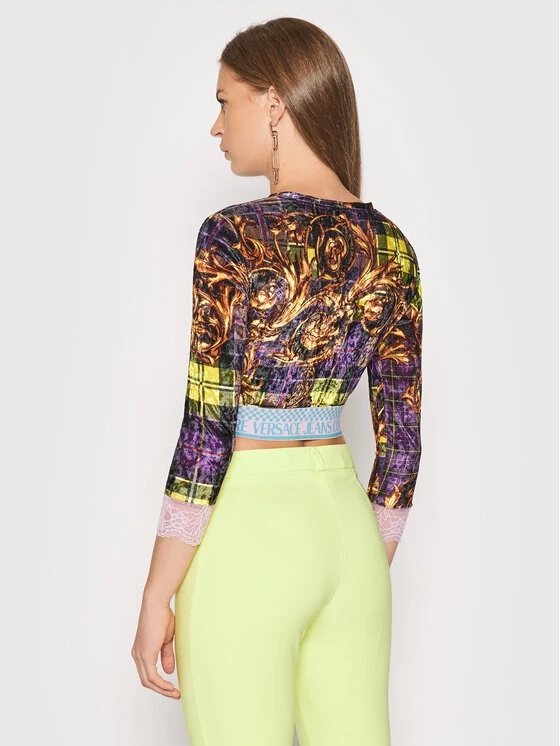 Versace Jeans Couture Γυναίκες Μπλουζάκια Μπλουζάκι Tartan Baroque Print 71HAH229 Έγχρωμο Slim Fit 6 Versace Jeans Couture Γυναίκες Μπλουζάκια Μπλουζάκι Tartan Baroque Print 71HAH229 Έγχρωμο Slim Fit - Image 4